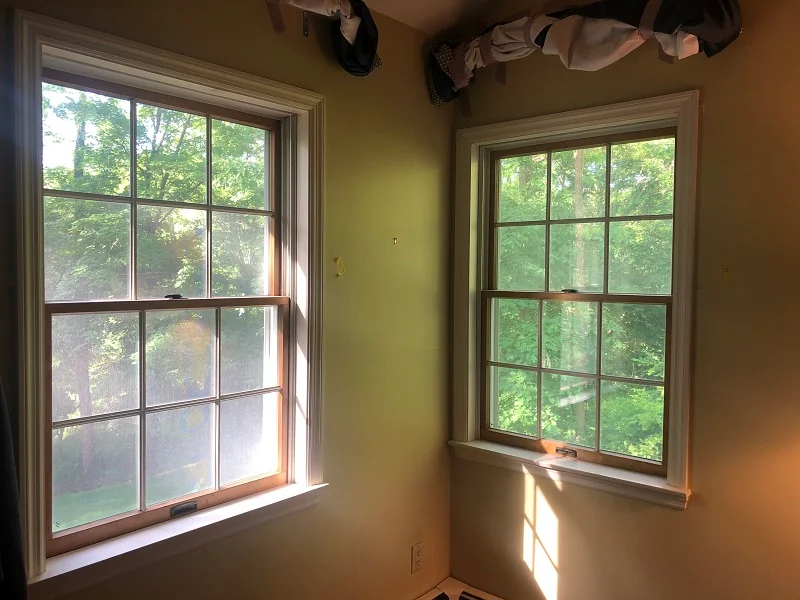 Corner double hung windows